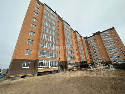 2-комнатная квартира, 68.2 м², 3/9 этаж, Кеменгер 36 за 16.9 млн 〒 в Уральске