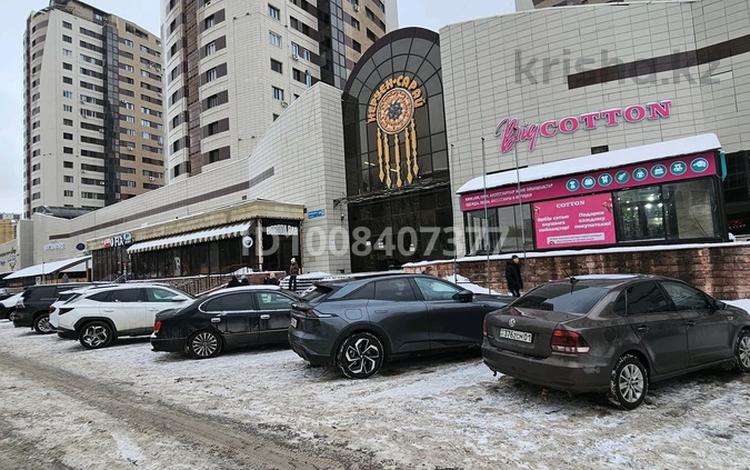 Магазины и бутики · 210 м² за 152 млн ₸ в Астане, р-н Байконур — фото 14