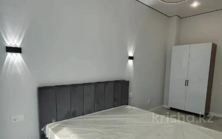 2-комнатная квартира · 45 м² · 8/12 этаж, Жошы хан 13 — 809 за 250 000 ₸ в Астане, Есильский р-н — фото 3