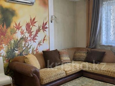 3-комнатная квартира · 96.5 м² · 8/16 этаж, мкр Мамыр-3 23 за 400 000 ₸ в Алматы, Ауэзовский р-н