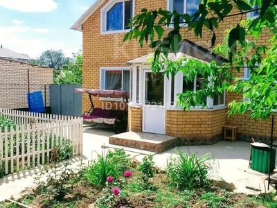 Отдельный дом · 7 комнат · 190 м² · 6 сот., Тополинская — Алматинская - Тополинская за 60 млн ₸ в Уральске