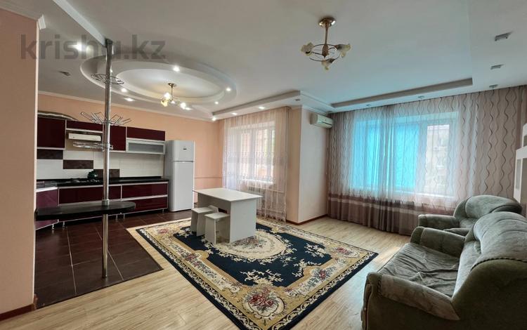 2-комнатная квартира · 90.9 м² · 4/5 этаж, мкр. Алтын орда, Молдагуловой за 28 млн ₸ в Актобе — фото 2