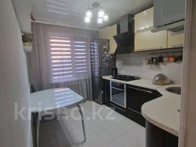 3-бөлмелі пәтер · 64 м² · 4/9 қабат, Абая 59, бағасы: ~ 28.8 млн ₸ в Петропавловске