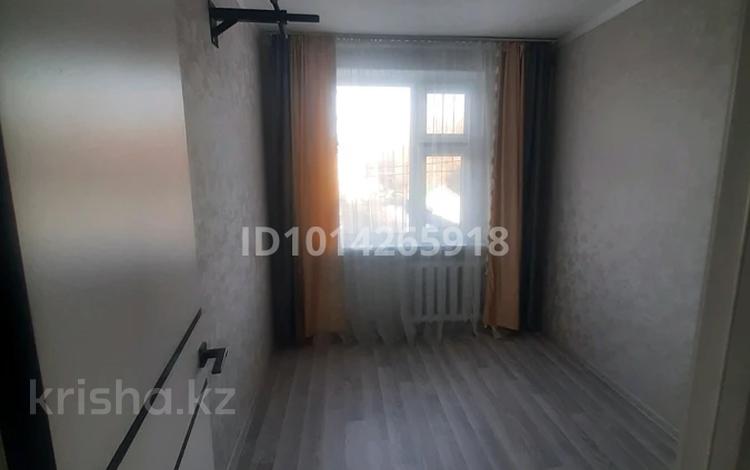 3-комнатная квартира · 49 м² · 2/5 этаж, Мирный тупик 7 за 140 000 ₸ в Уральске — фото 2