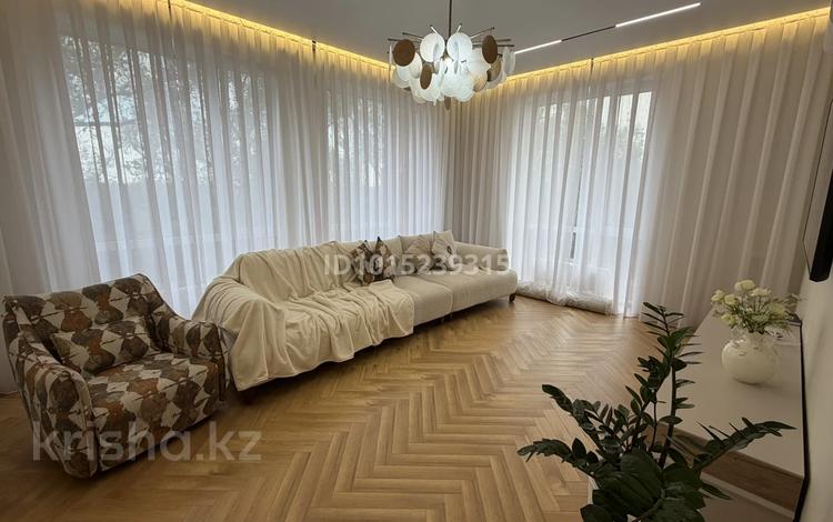 2-бөлмелі пәтер · 64 м² · 6/9 қабат, Сейфуллина 467г, бағасы: 70 млн ₸ в Алматы, Алмалинский р-н — фото 2