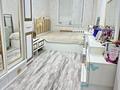 2-бөлмелі пәтер · 45 м² · 2/5 қабат, Кердері 141, бағасы: 18 млн ₸ в Уральске, мкр Школьник — фото 9