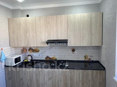Продажа квартир в Мангистауской обл.: 2-комнатная квартира · 61 м² · 6/6 этаж, 24-й мкр 16 — ГОВД,СОБЕЗ за 13.5 млн 〒 2-комнатная квартира · 61 м² · 6/6 этаж, 24-й мкр 16 — ГОВД,СОБЕЗ за 13.5 млн 〒 в Актау