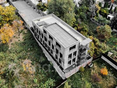 Свободное назначение, офисы, магазины и бутики, склады, общепит, салоны красоты, бани, гостиницы и зоны отдыха, фитнес и спорт, медцентры и аптеки, образование, развлечения, конференц-залы, кабинеты и рабочие места, студии · 1460 м² за ~ 12.4 млн 〒 в Алматы, Медеуский р-н