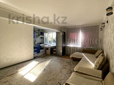 3-комнатная квартира · 59.1 м² · 1/5 этаж, ул. Казахстан 77 за 19.9 млн ₸ в Усть-Каменогорске, Ульбинский