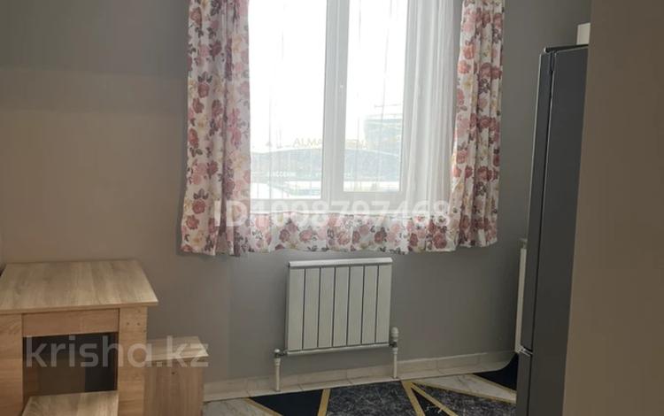 1-комнатная квартира · 38 м² · 6/12 этаж, мкр Акбулак, Байтерекова за 200 000 ₸ в Алматы, Алатауский р-н — фото 2