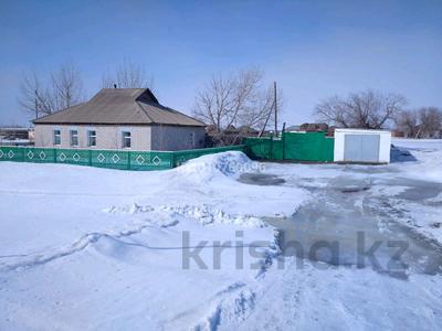Жеке үй · 3 бөлме · 120 м² · 15 жүзд., Абая 2 — Продам дом в селе Кокентау (Знаменка), бағасы: 4 млн ₸