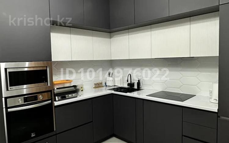 3-комнатная квартира · 90 м² · 16/18 этаж, мкр Юго-Восток, Шахтёров 52 А за 46 млн ₸ в Караганде, Казыбек би р-н — фото 2