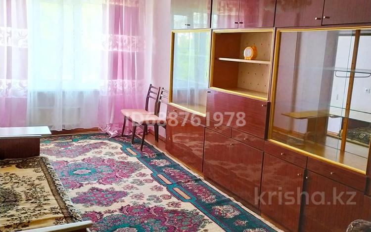 2-комнатная квартира · 52 м² · 2/5 этаж, Центральная — Дом находится в центре посёлка рядом с рынком. за 150 000 ₸ в Новой бухтарме — фото 2