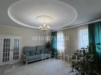 Жеке үй · 8 бөлме · 280 м² · 8 сот., Суюнбая 14 — Кунаева (Рядом с центральной мечетью), бағасы: 145 млн 〒 в Талгаре