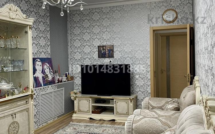 3-комнатная квартира · 93 м² · 4/5 этаж, 7-й мкр 17 за 250 000 ₸ в Актау — фото 2