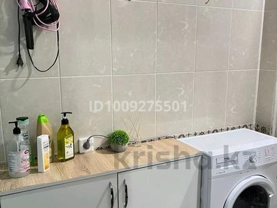 1-бөлмелі пәтер · 45 м² · 8/14 қабат, 17-й мкр, 17 мкрн 7, бағасы: 2 500 〒 в Актау