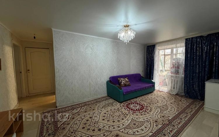 3-комнатная квартира · 54.4 м² · 2/4 этаж, 8 марта за 11 млн ₸ в Актобе — фото 2