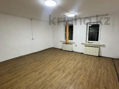 Отдельный дом · 3 комнаты · 150 м² · 0.1 сот., Курмангалиева за 350 000 ₸ в Алматы, Медеуский р-н