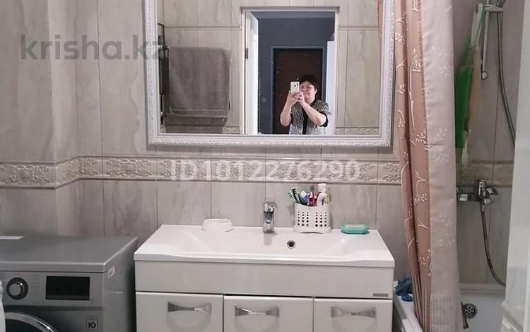 3-бөлмелі пәтер · 86 м² · 8/9 қабат, Просп. Алии Молдагуловой, бағасы: 36 млн ₸ в Актобе, мкр Авиатор — фото 2