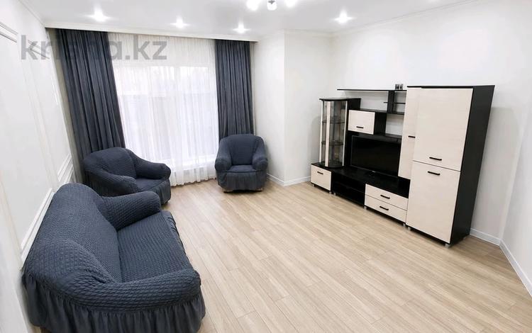 2-комнатная квартира · 75.8 м² · 1/2 этаж, Жером, Абая 22 — Жером за 22 млн ₸ в Уральске — фото 2
