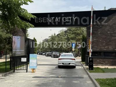 5-бөлмелі пәтер · 229.6 м² · 3/3 қабат, Аль- Фараби 116, бағасы: ~ 275.5 млн ₸ в Алматы, Медеуский р-н