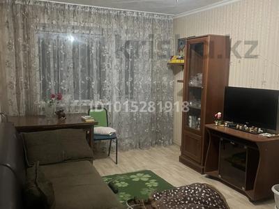 2-бөлмелі пәтер · 45 м² · 3/5 қабат, 14-шағынаудан 4А, бағасы: 11 млн ₸ в Караганде, Алихана Бокейханова р-н