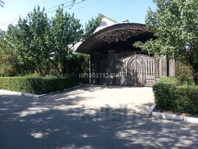 Отдельный дом · 6 комнат · 200 м² · 10 сот., мкр Асар , Микрорайон Асар . за 62 млн 〒 в Шымкенте, Абайский р-н