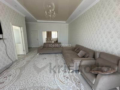 4-комнатная квартира · 127.7 м² · 2/4 этаж, Акмаржан 1/1 — Жемчужная за 300 000 〒 в Актау, мкр Приморский