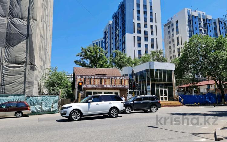 4 комнаты · 470 м² · 1/2 этаж, Кармысова 82/2 — Курмангазы за 60 000 ₸ в Алматы, Медеуский р-н — фото 13