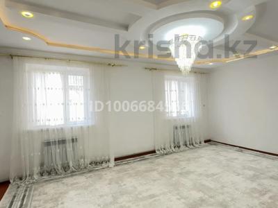 Отдельный дом · 5 комнат · 150 м² · 10 сот., мкр Бозарык , Шымған 188 — Ост Ағаш базар за 35 млн ₸ в Шымкенте, Абайский р-н