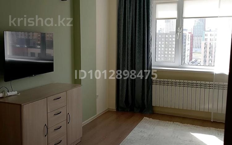 2-бөлмелі пәтер · 53.9 м² · 9/12 қабат, ул. Абикен Бектуров, 17/2 — Турана, бағасы: 37 млн ₸ в Астане, Есильский р-н — фото 2