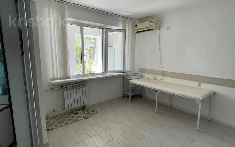 Сұлулық салондары, медорталықтар мен дәріханалар · 61.8 м², бағасы: 400 000 ₸ в Актобе — фото 10