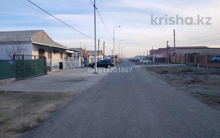 Отдельный дом · 4 комнаты · 120 м² · 7 сот., Азильхана Нұршайықова 6 — Школа за 250 000 〒 в Атырау, мкр Химпоселок — фото 2