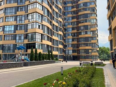 2-комнатная квартира · 60 м² · 5/13 этаж, Ади Шарипова 145 за 67 млн ₸ в Алматы, Алмалинский р-н