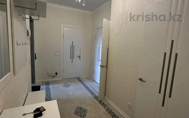 1-комнатная квартира · 75 м² · 2/9 этаж, мкр. Алтын орда, Батыс 2 9/5 — Мустафа Шоқай за 180 000 ₸ в Актобе — фото 2