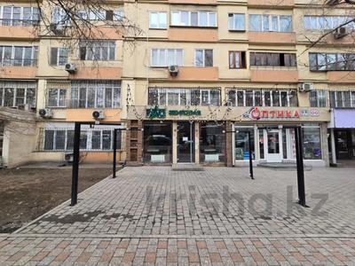 Свободное назначение, офисы, магазины и бутики, склады, салоны красоты, медцентры и аптеки, образование, развлечения, конференц-залы, кабинеты и рабочие места, студии · 91 м² за 1.3 млн ₸ в Алматы, Алмалинский р-н