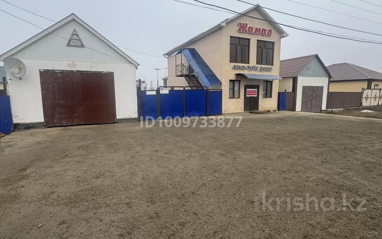 Часть дома · 3 комнаты · 132 м² · 9 сот., мкр Бирлик-2, Ғабиден мұстафин 9а за 40 млн ₸ в Атырау — фото 2
