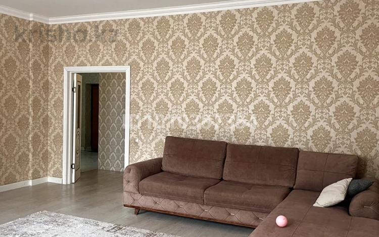 4-комнатная квартира · 170 м² · 4/13 этаж, Абикен Бектуров 7 за 500 000 ₸ в Астане, Есильский р-н — фото 18