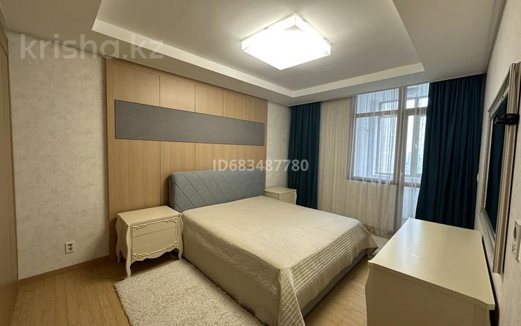 3-комнатная квартира, 100 м², 19/24 этаж помесячно, Кошкарбаева 10 за 450 000 〒 в Астане, Алматы р-н — фото 21