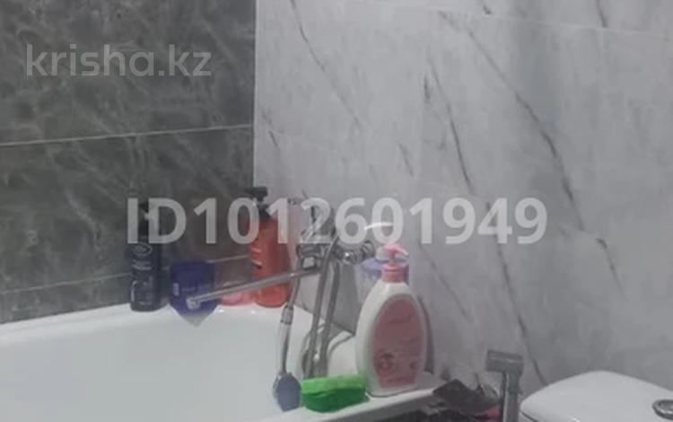 2-бөлмелі пәтер · 56 м² · 2/5 қабат, Затаевича 31 — Проспект Ауэзова, бағасы: 200 000 ₸ в Семее — фото 2