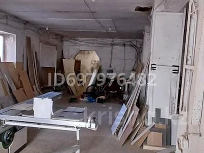 Өнеркәсіптік база · 1000 сотық, мкр Михайловка , Пер. Краснодарский 14, бағасы: 528 000 〒 в Караганде, Казыбек би р-н
