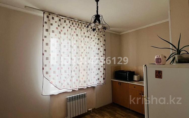 1-комнатная квартира · 57 м² · 9/12 этаж, мкр Юго-Восток, проспект Республики 1/3 1/3 за 20 млн ₸ в Караганде, Казыбек би р-н — фото 11