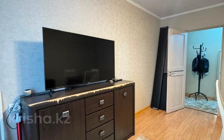 2-бөлмелі пәтер · 42 м² · 2/5 қабат, уалиханова, бағасы: 33.5 млн ₸ в Алматы, Медеуский р-н — фото 2
