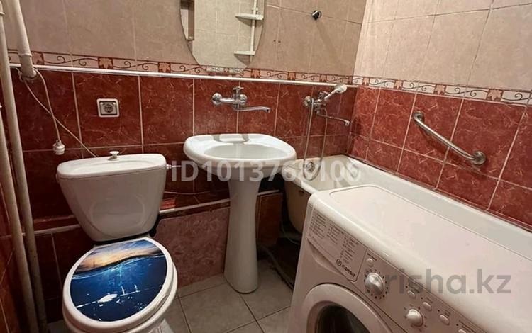 2-бөлмелі пәтер · 46 м² · 1/4 қабат, мкр №6 42 — улица Абая-Саина, бағасы: 27.6 млн ₸ в Алматы, Ауэзовский р-н — фото 2