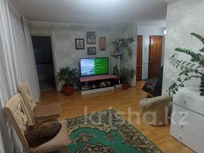 3-комнатная квартира · 83 м² · 2/4 этаж, Токсан би за 33 млн 〒 в Петропавловске