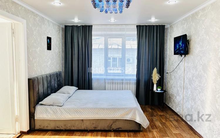2-комнатная квартира · 60 м² · 4/4 этаж, Шевченко 121 — Кафе Часон,Арбат,ГУМ,ЦУМ за 13 000 ₸ в Талдыкоргане — фото 2