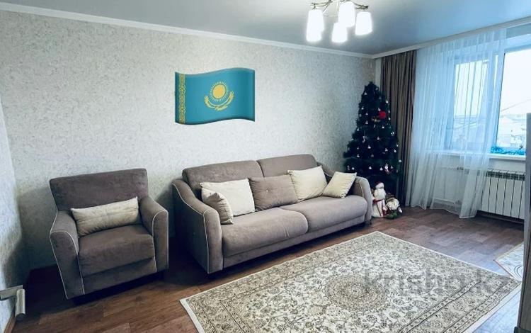 4-комнатная квартира, 77 м², 9/10 этаж, Торайгырова 6 за 36.8 млн 〒 в Павлодаре — фото 8