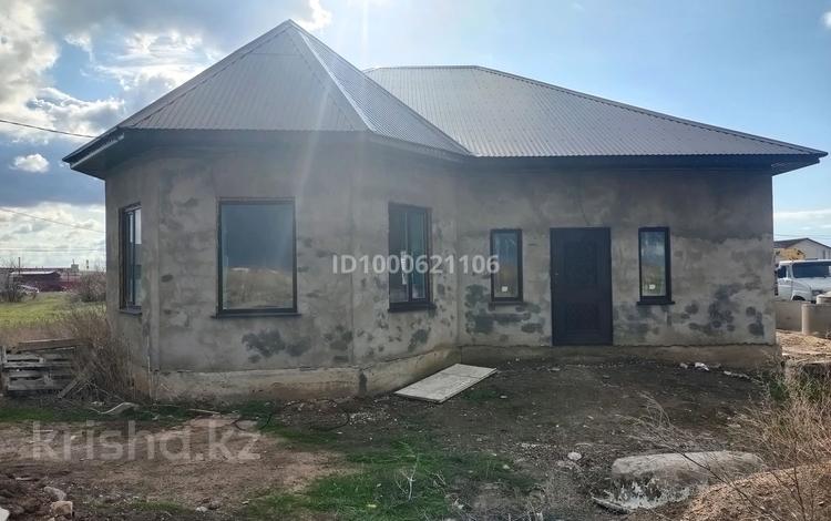 Отдельный дом · 3 комнаты · 137 м² · 10 сот., Нурсат-16 75 — База Адал за 17.5 млн 〒 в Уральске — фото 2