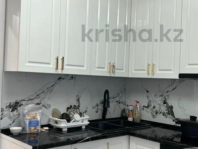 Пәтерлер в Карагандинской обл.: 3-бөлмелі пәтер · 70 м² · 3/5 қабат, 40 лет Победы 63, бағасы: 15 млн 〒 3-бөлмелі пәтер · 70 м² · 3/5 қабат, 40 лет Победы 63, бағасы: 15 млн 〒 в Шахтинске