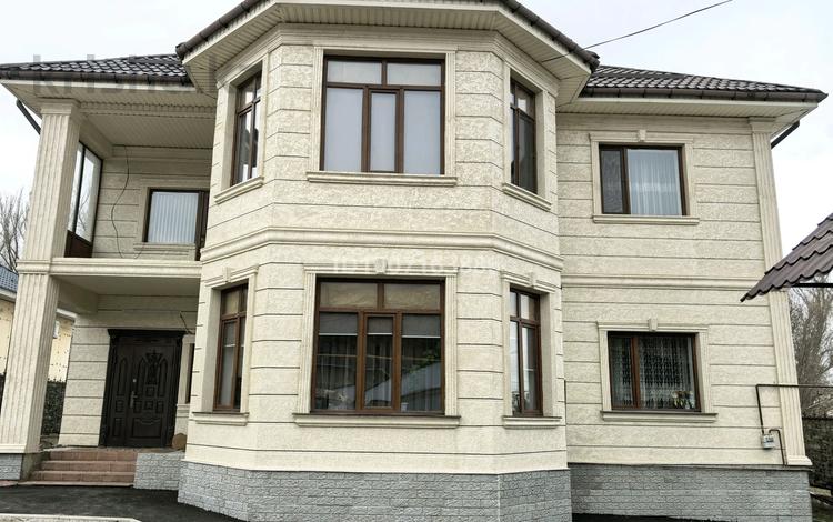 Отдельный дом · 5 комнат · 230 м² · 10 сот., Ромашка 74 — Роддом за 90 млн 〒 в Есик — фото 2